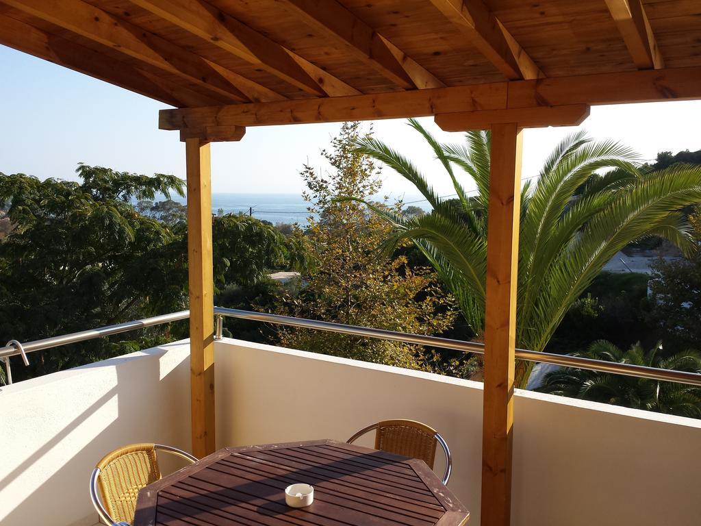فندق Zorbas Family House ترولو الغرفة الصورة